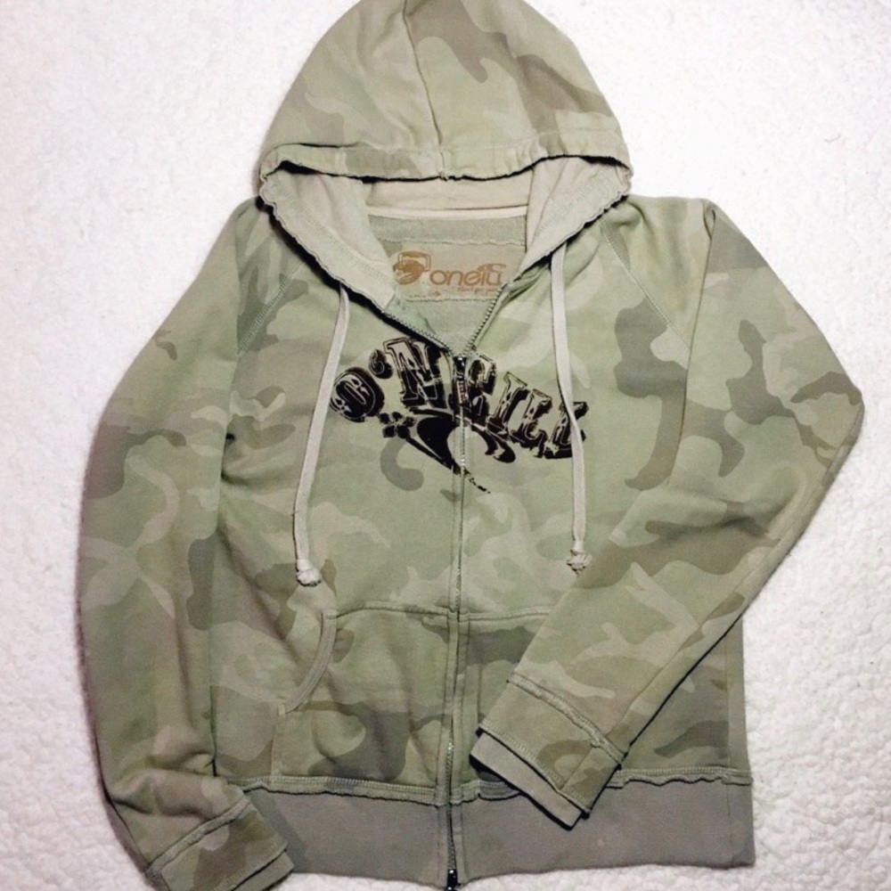 O’NEILL  Long Sleeve Camo Hoodie (M)